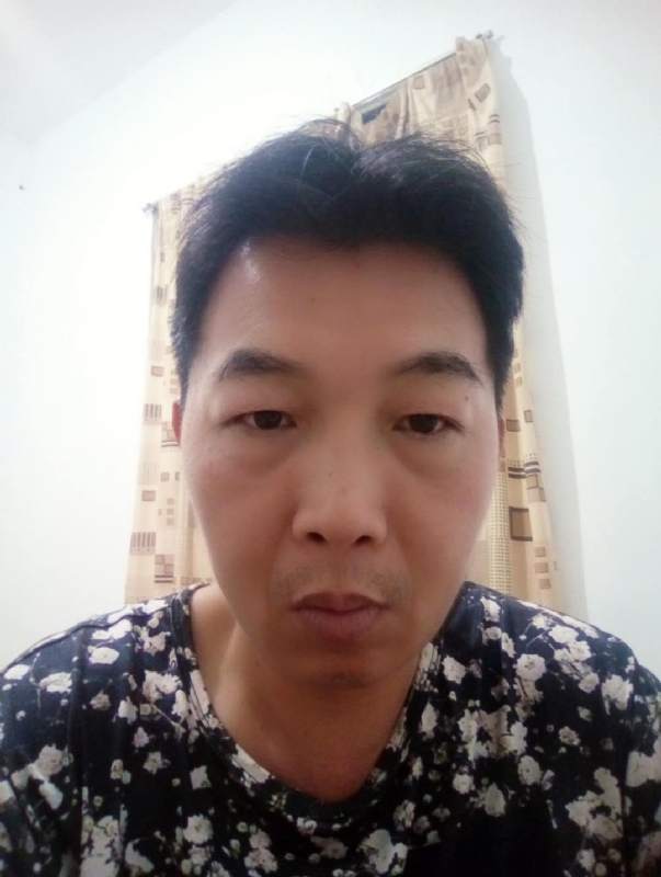 繁华哀伤的第一张照片--莆田相亲服务中心