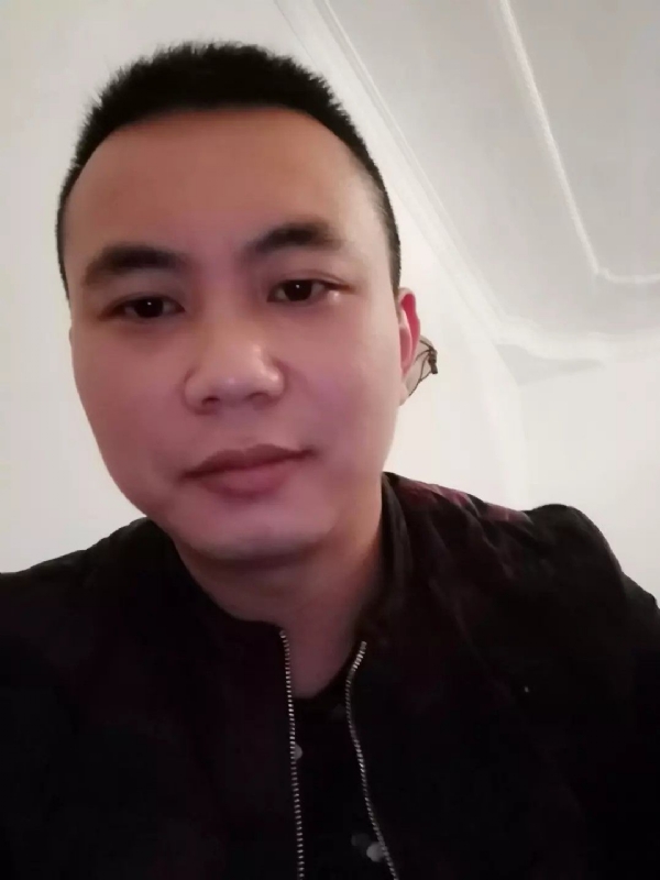 喜闻香气的第一张照片--莆田相亲服务中心