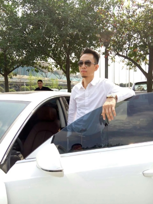 杨岳的第一张照片--莆田相亲服务中心