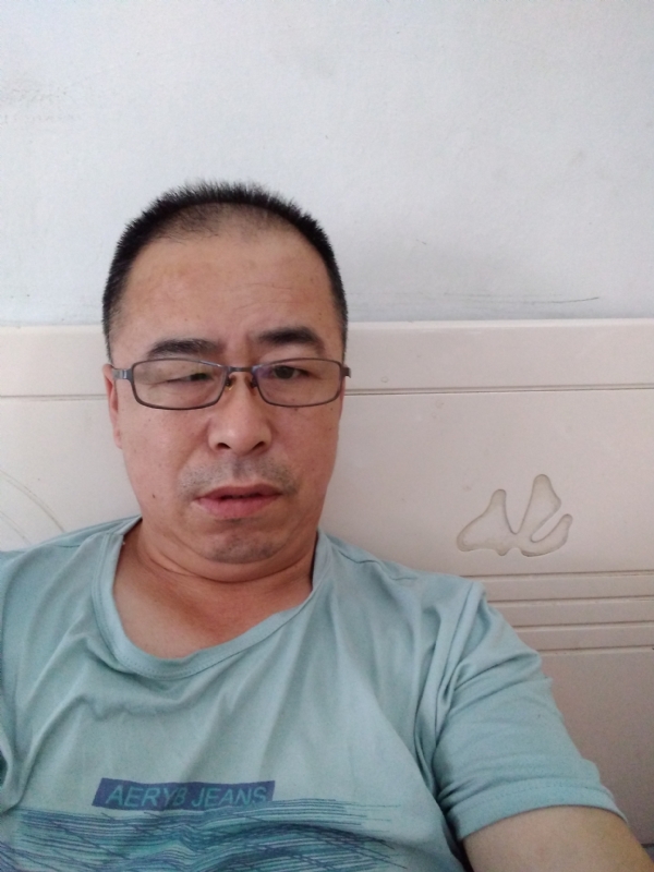 大叔的第一张照片--莆田相亲服务中心