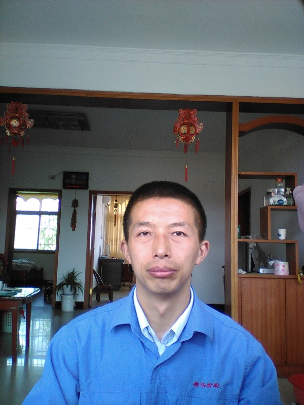 红玫瑰的第一张照片--莆田相亲服务中心