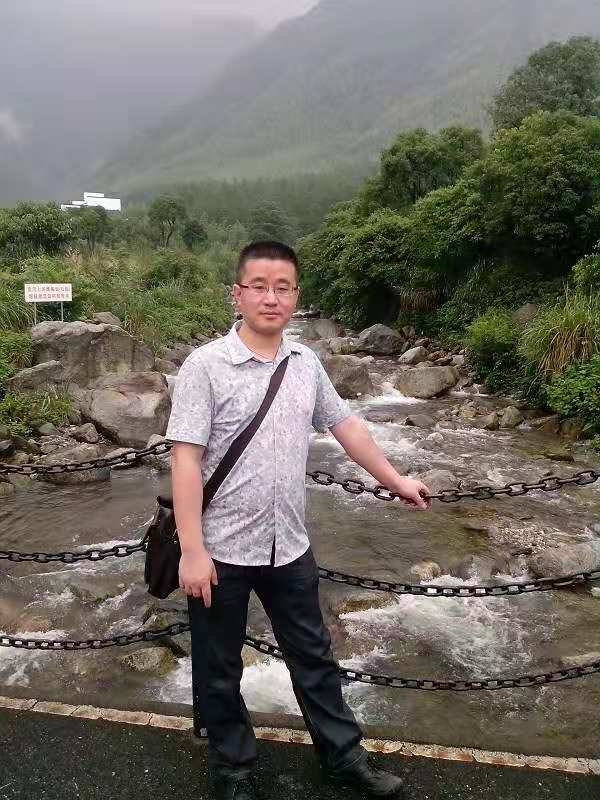 淡定牛魔王的第三张照片--莆田相亲服务中心