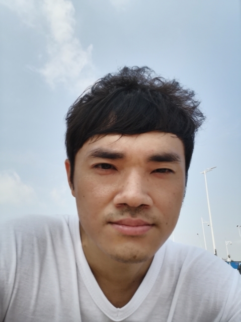 老实人的第一张照片--莆田相亲服务中心
