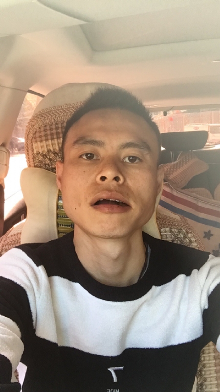 小何的第一张照片--莆田相亲服务中心