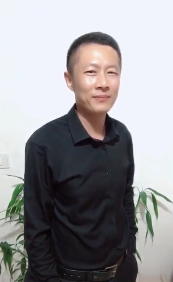 地huhi的第一张照片--莆田相亲服务中心