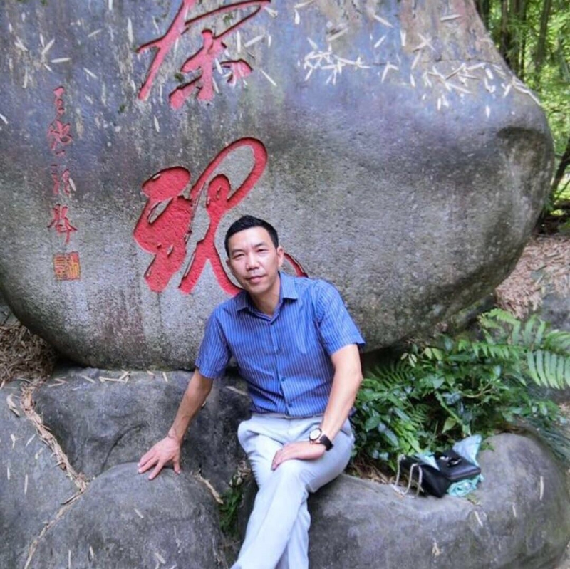 老·黄的第一张照片--莆田相亲服务中心