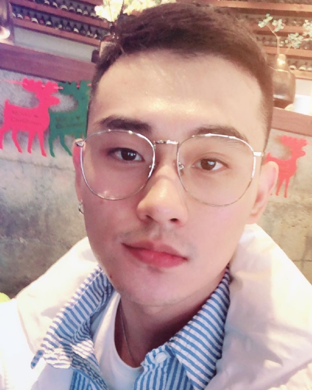胡强很孤单的第一张照片--莆田相亲服务中心