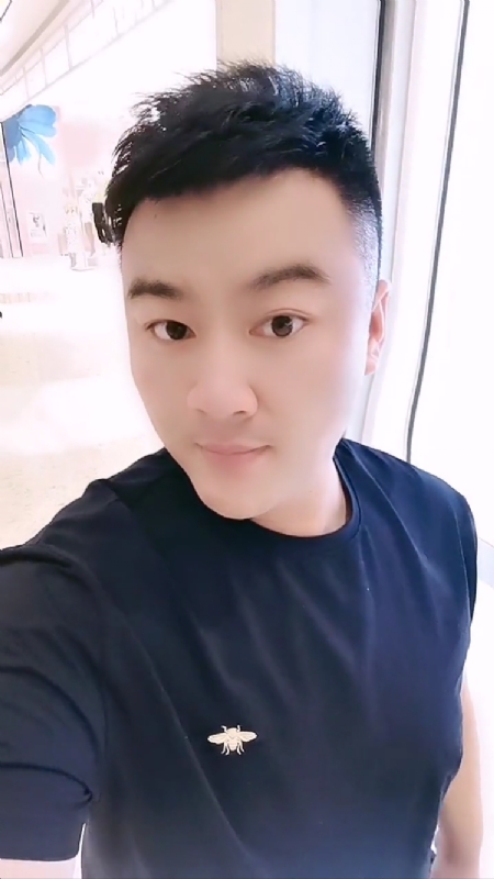 微风徐徐的第一张照片--莆田相亲服务中心