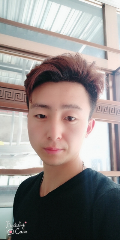 拼命微笑的第二张照片--莆田相亲服务中心