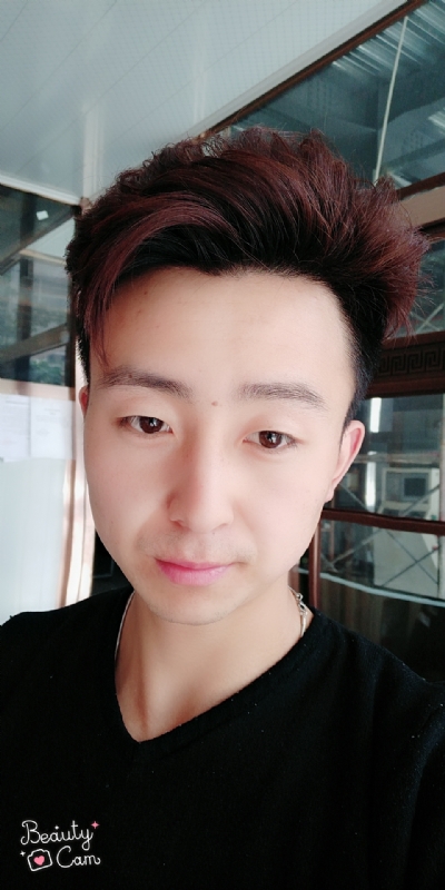 拼命微笑的第三张照片--莆田相亲服务中心