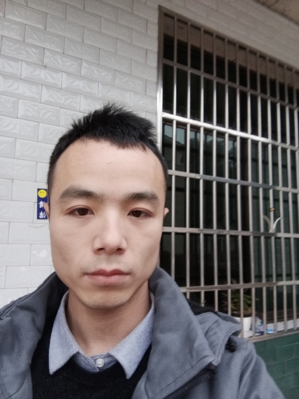 笑得那么开心的第一张照片--莆田相亲服务中心