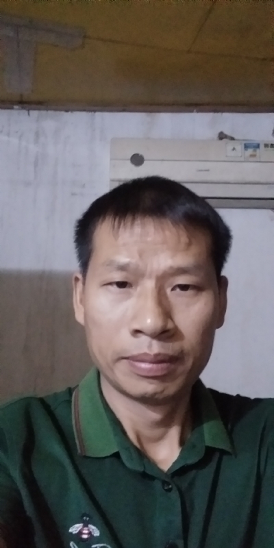 执着跋涉的第三张照片--莆田相亲服务中心