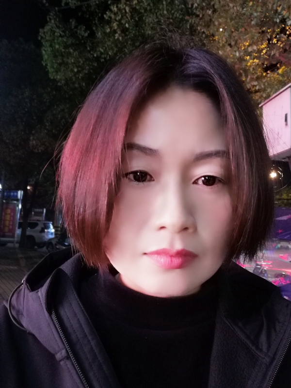 风中百合的第一张照片--莆田相亲服务中心