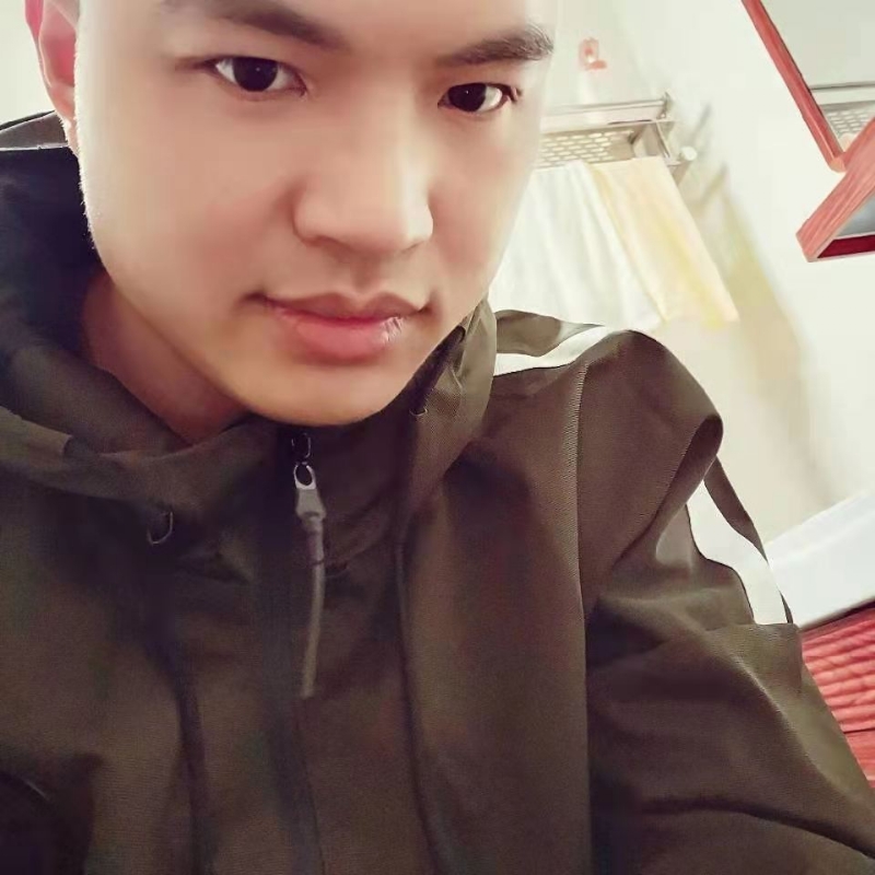 高大上的宅男的第一张照片--莆田相亲服务中心