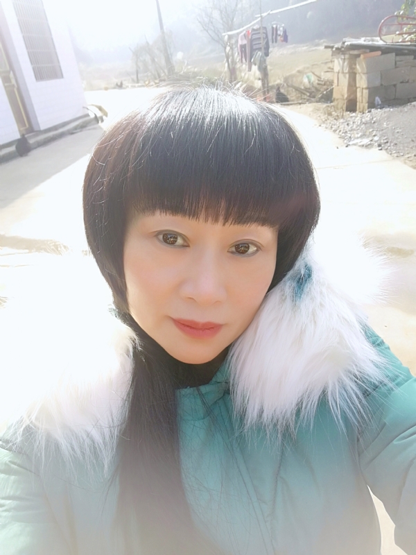 金鱼儿的第一张照片--莆田相亲服务中心