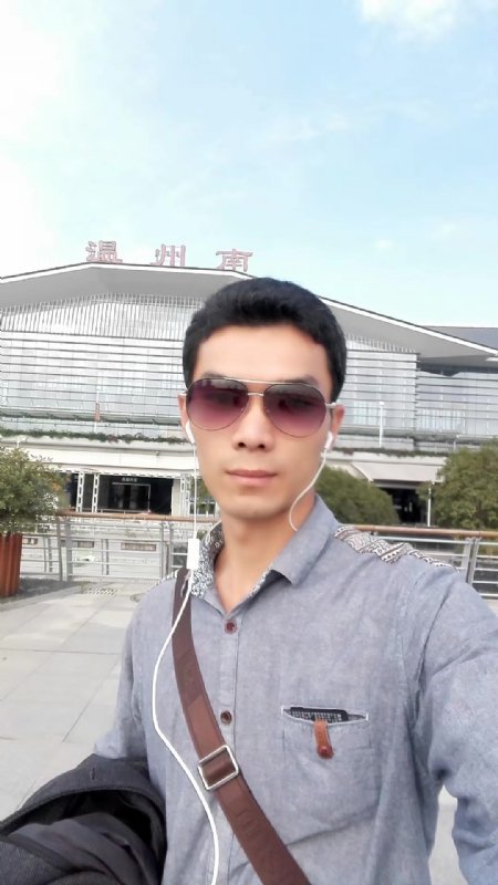 错把真心喂了狗的第三张照片--莆田相亲服务中心