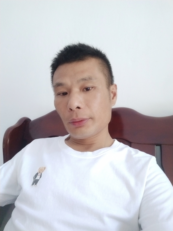 年少轻狂的第一张照片--莆田相亲服务中心