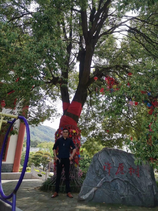 霸气的第一张照片--莆田相亲服务中心