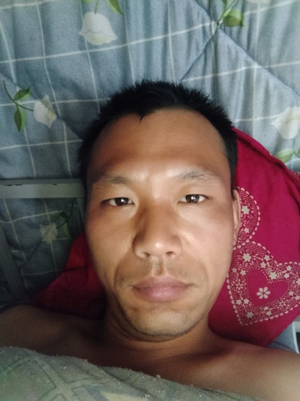 弘扬的第一张照片--莆田相亲服务中心