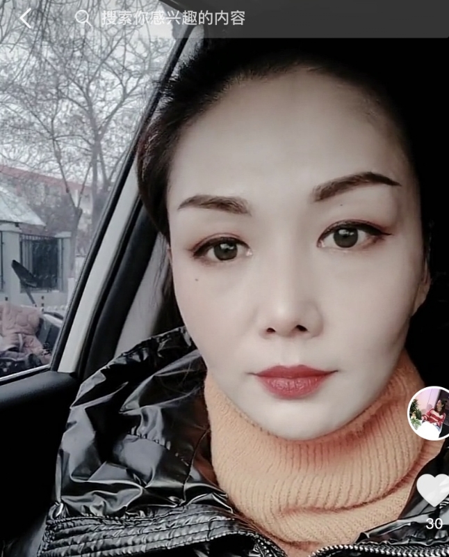 蔷薇的第一张照片--莆田相亲服务中心
