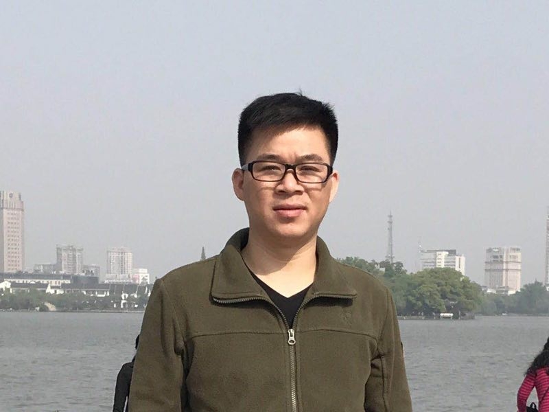 孔雀鱼的第一张照片--莆田相亲服务中心