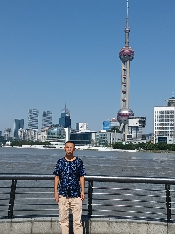 伪装浪漫的第一张照片--莆田相亲服务中心