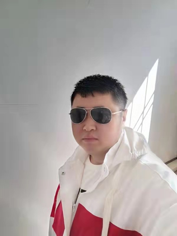 大漠叔叔的第一张照片--莆田相亲服务中心