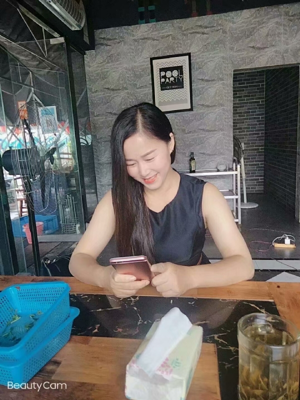 如不坚强弱给谁看的第一张照片--莆田相亲服务中心