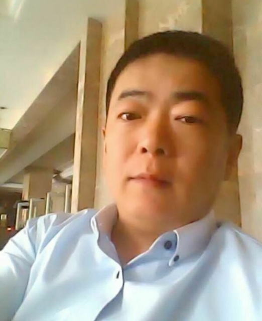 落叶随风的第一张照片--莆田相亲服务中心