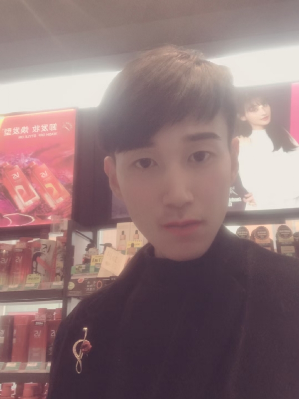 唯美的爱情故事的第一张照片--莆田相亲服务中心
