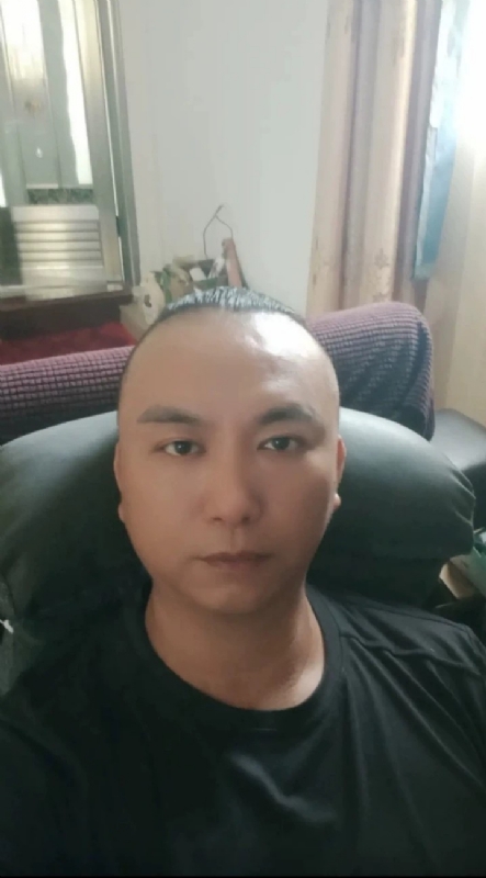 施逸森的第一张照片--莆田相亲服务中心