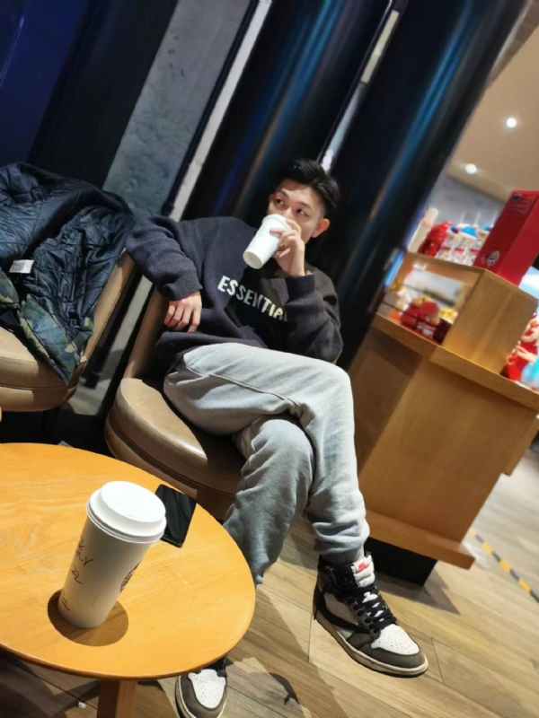 LAZY的第一张照片--莆田相亲服务中心