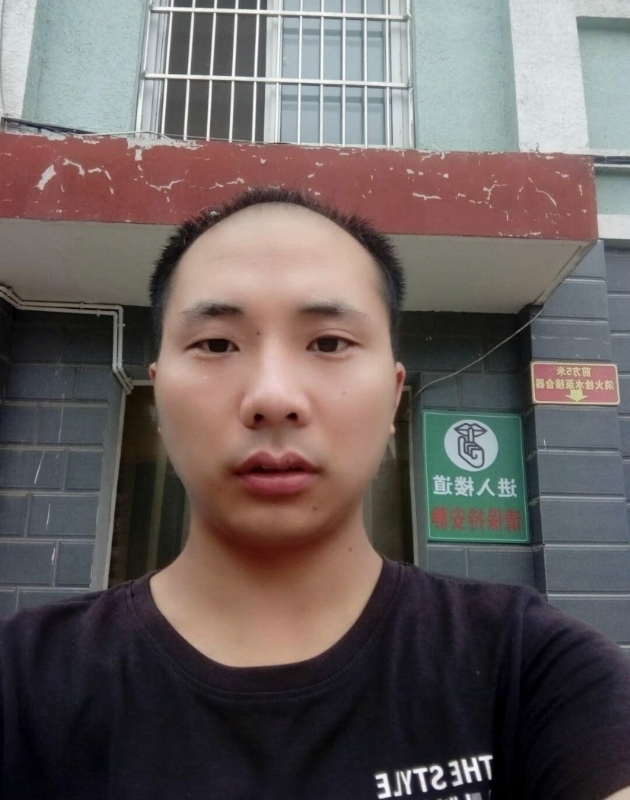 亮亮的第一张照片--莆田相亲服务中心