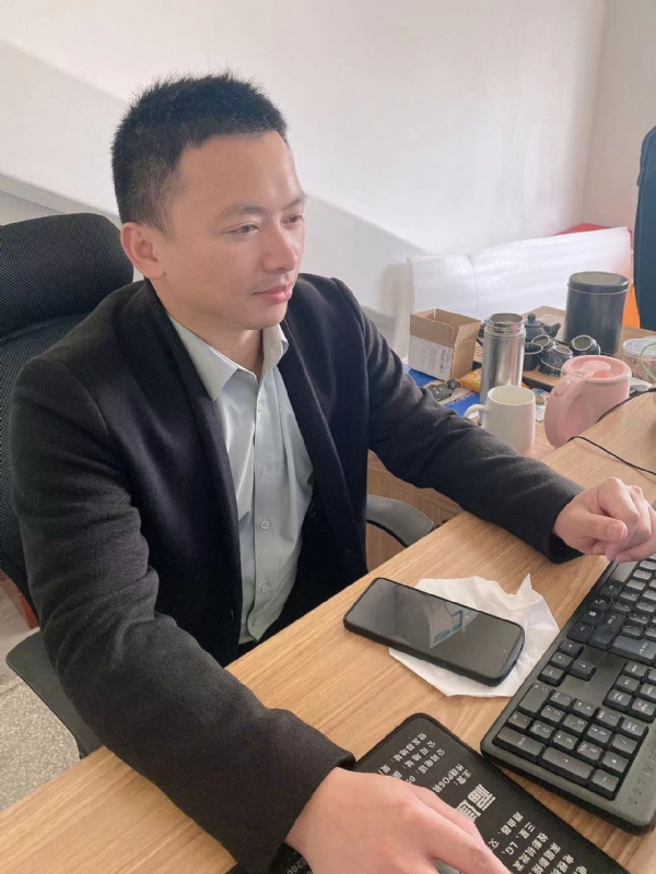 落叶知秋的第一张照片--莆田相亲服务中心