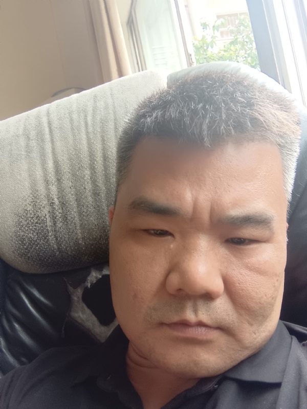 路人的第一张照片--莆田相亲服务中心