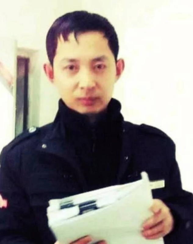 风雨中有你的第一张照片--莆田相亲服务中心