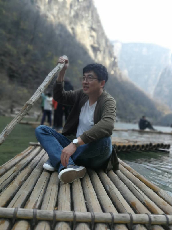 风被吹走了的第二张照片--莆田相亲服务中心