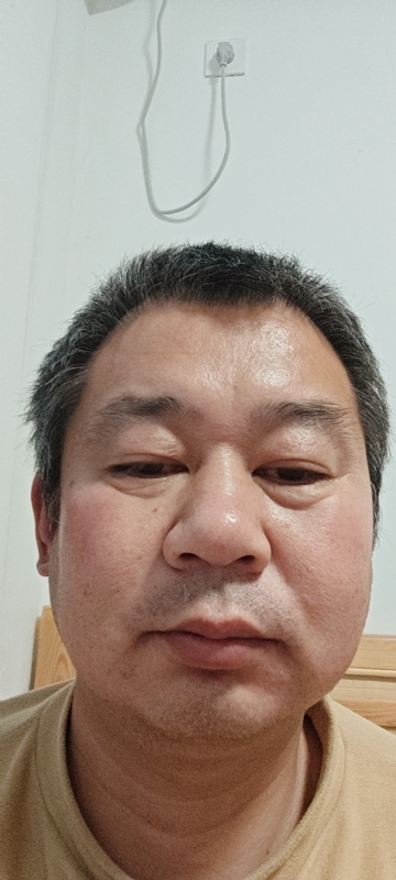 龙万的第一张照片--莆田相亲服务中心
