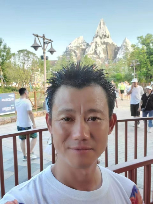 艾氏涂料博的第一张照片--莆田相亲服务中心
