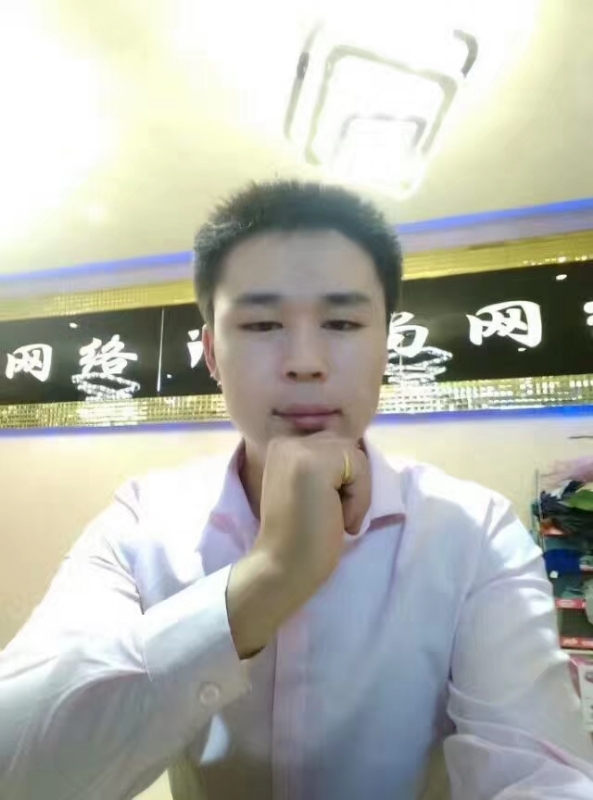 沉默寡言的第一张照片--莆田相亲服务中心