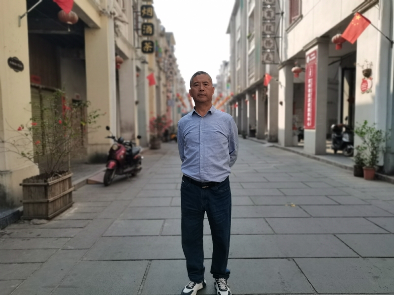 一粒尘埃的第一张照片--莆田相亲服务中心